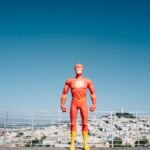 A Revolução Feminina no Cinema de Ação: Protagonismo e Poder Sem Limites