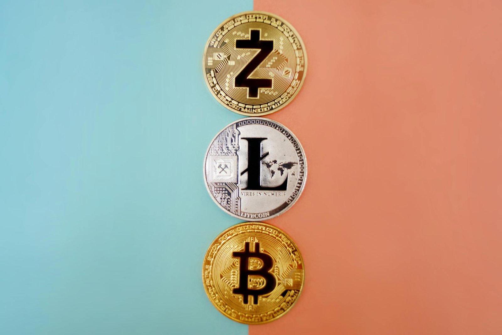 Para entender como a blockchain pode revolucionar o setor financeiro, é crucial reconhecer sua capacidade de otimizar transaç