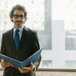 Como Adotar um Animal de Forma Responsável: O Guia Definitivo para um Lar Amoroso e Consciente