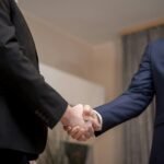 Pitch de Vendas Irresistível: Apresente Sua Empresa e Conquiste em Minutos