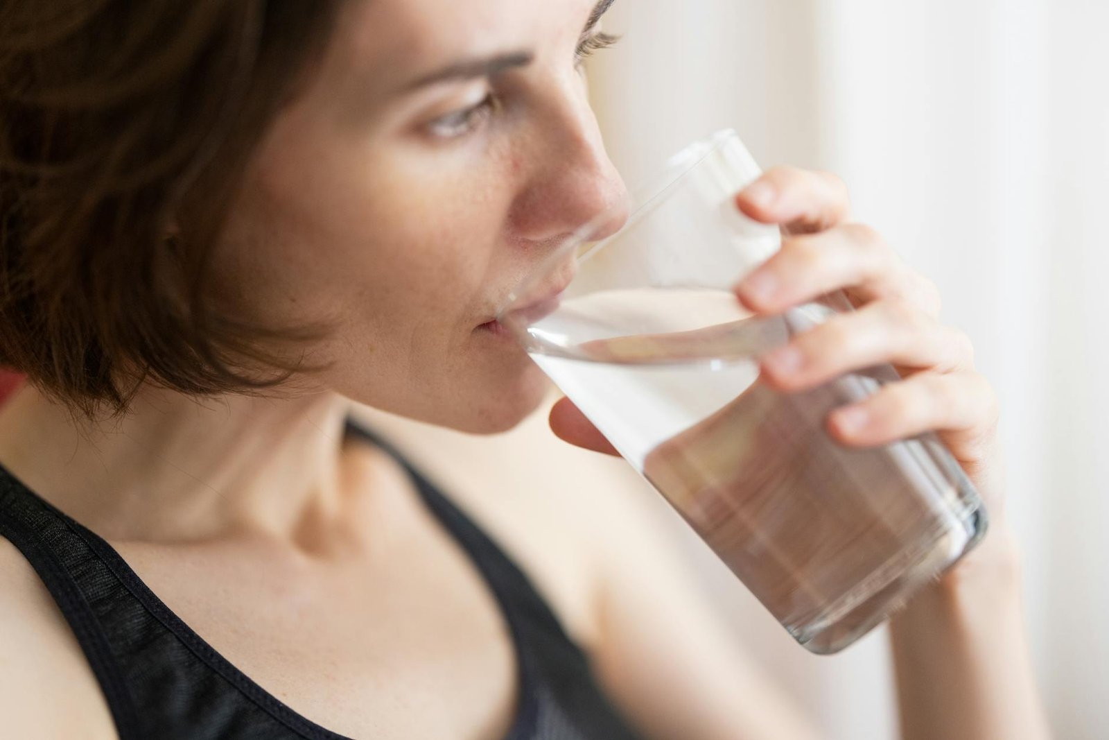 Hidratação Diária: Descubra Quantos Litros de Água Beber para Sua Saúde Ideal — hidratação diária quantos litros de água devo