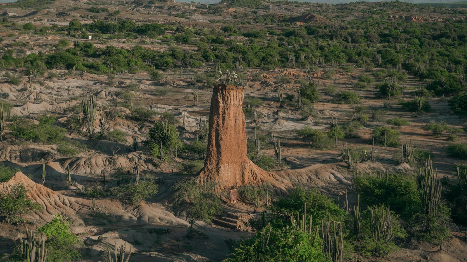 Desvende o Inacreditável: Os Lugares Mais Estranhos do Mundo Que Realmente Existem e Desafiam a Compreensão — lugares mais es