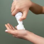 Meditação e Beleza: Como o Bem-Estar Interior Reflete na Aparência